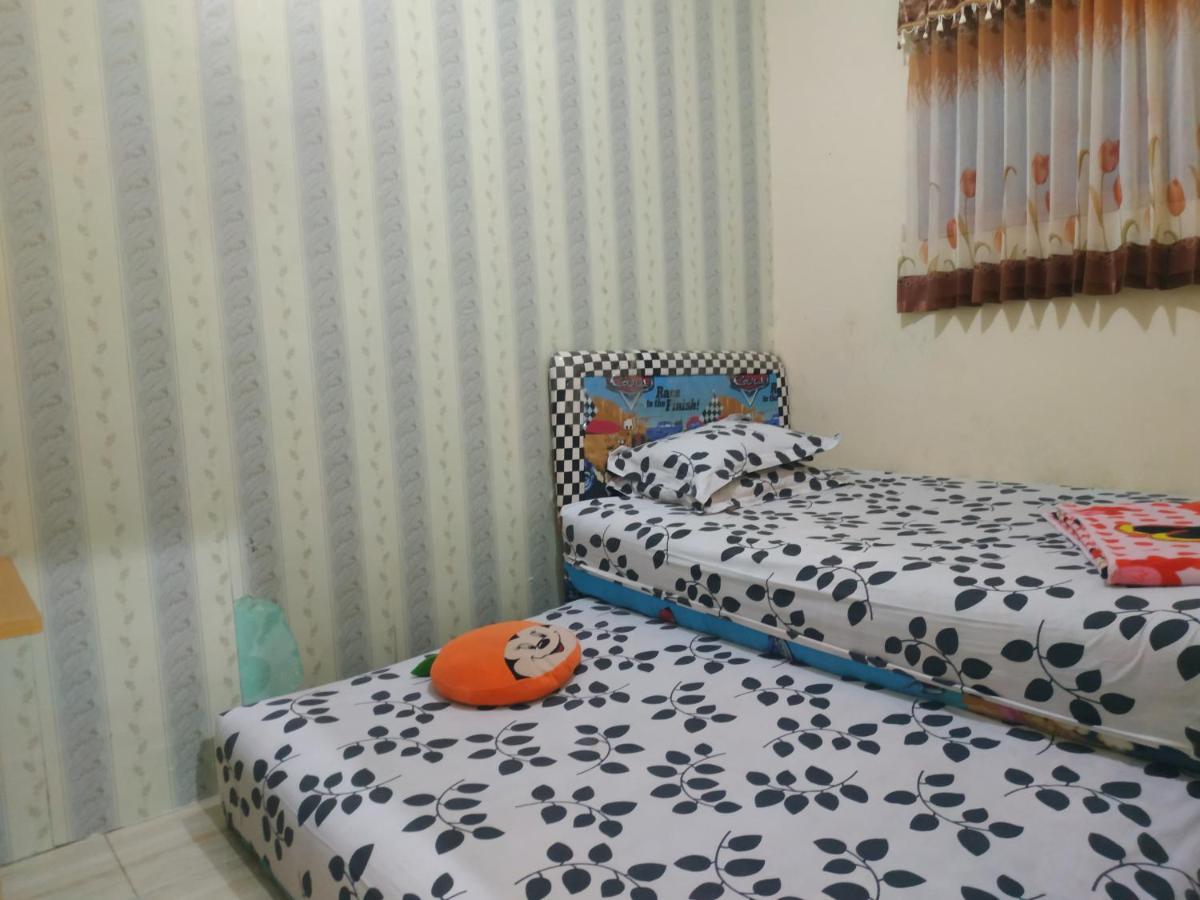 Puncak Pinus And Pool Vila Batu  Exterior foto