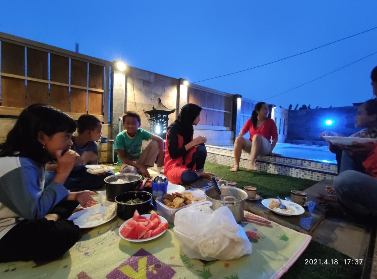 Puncak Pinus And Pool Vila Batu  Exterior foto