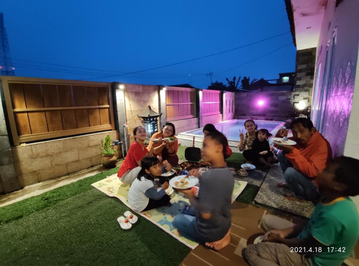 Puncak Pinus And Pool Vila Batu  Exterior foto