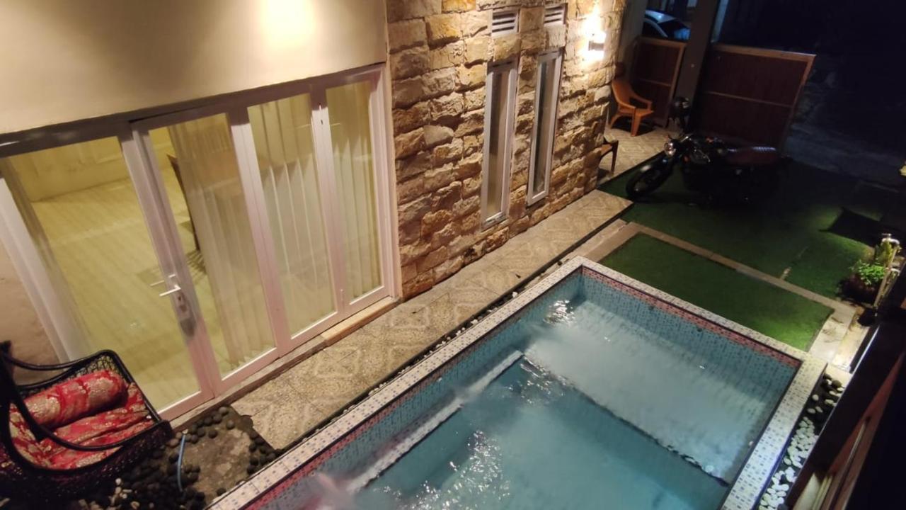 Puncak Pinus And Pool Vila Batu  Exterior foto